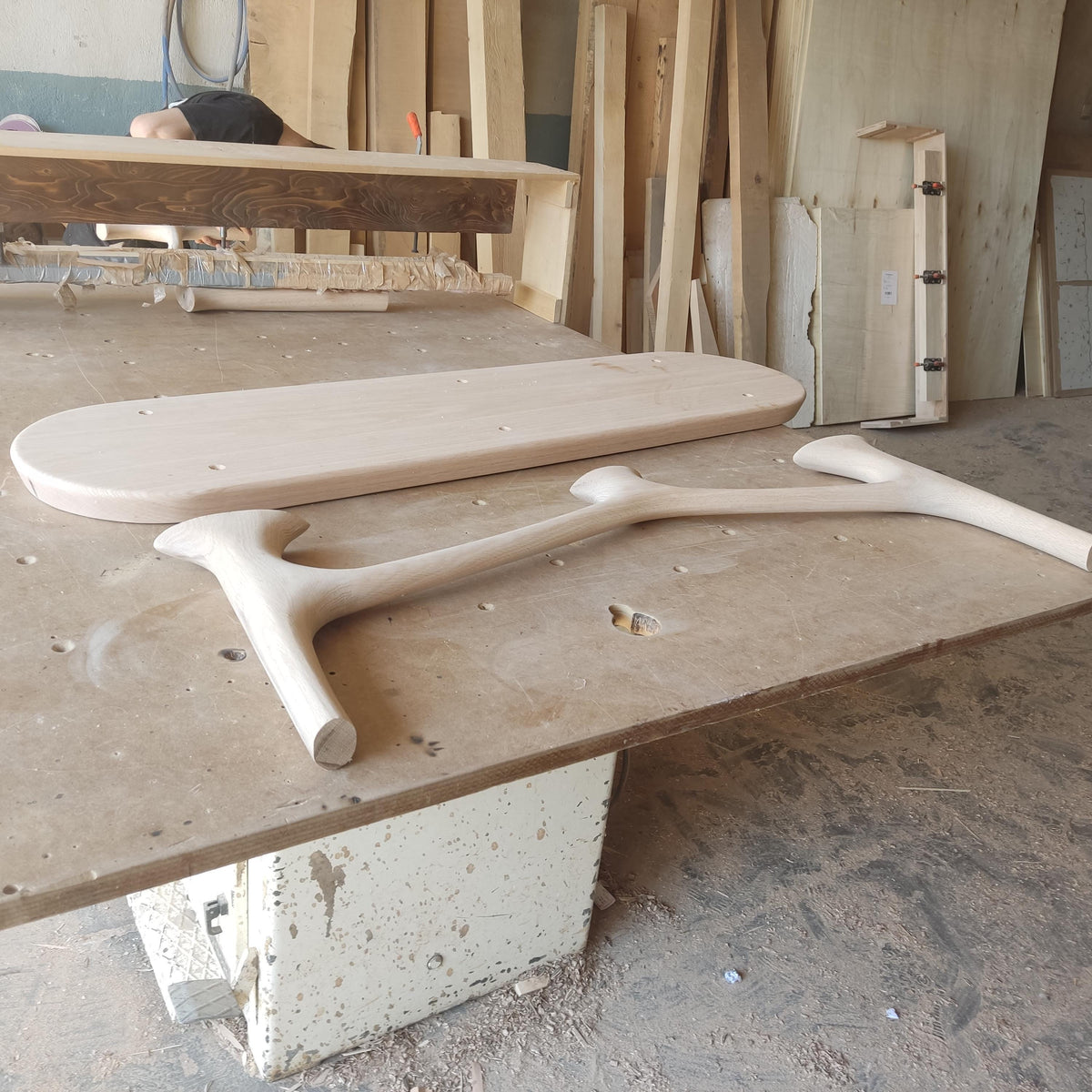 Timberror oak sculptural wood bench, Ember design — alternate product view 6