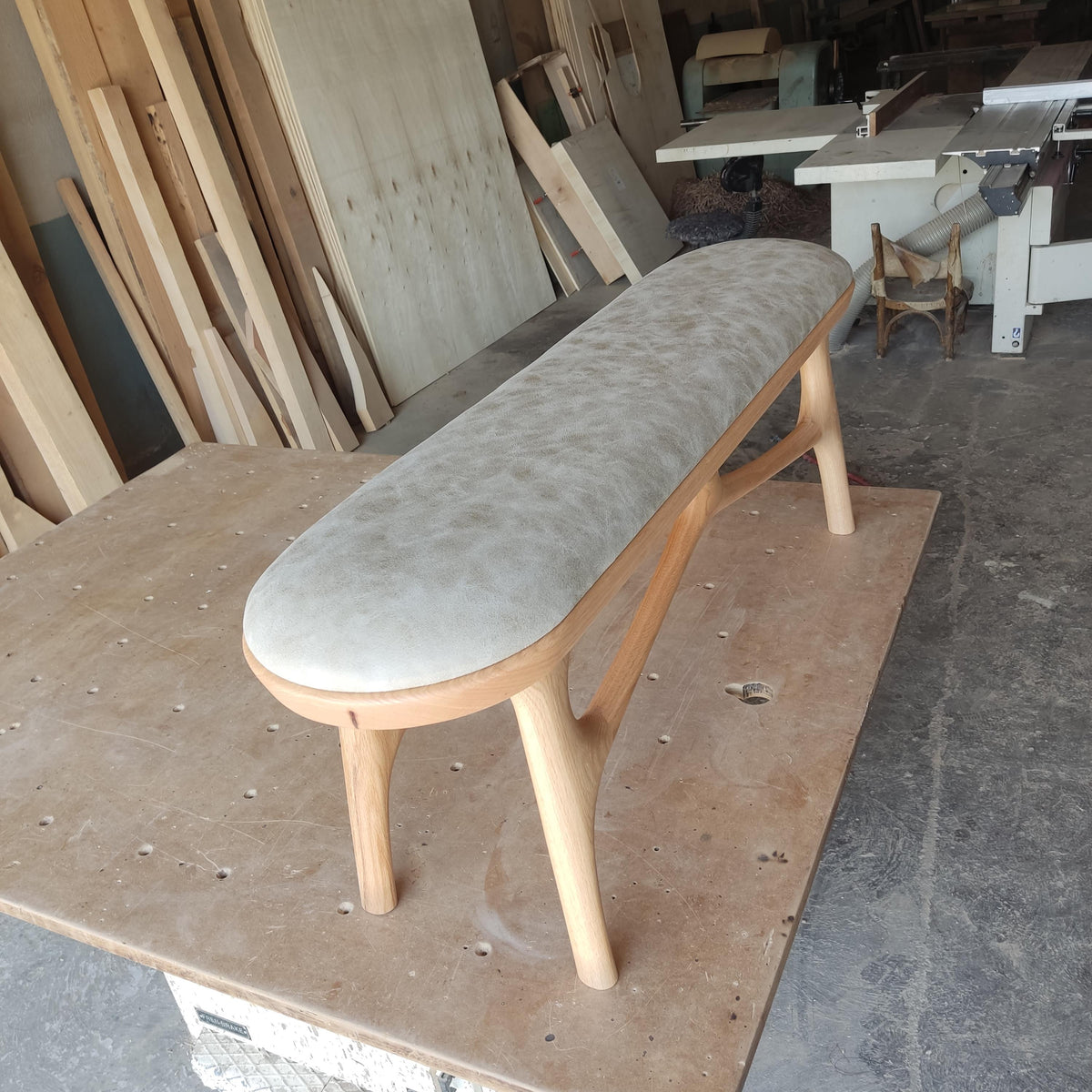 Timberror oak sculptural wood bench, Ember design — alternate product view 9