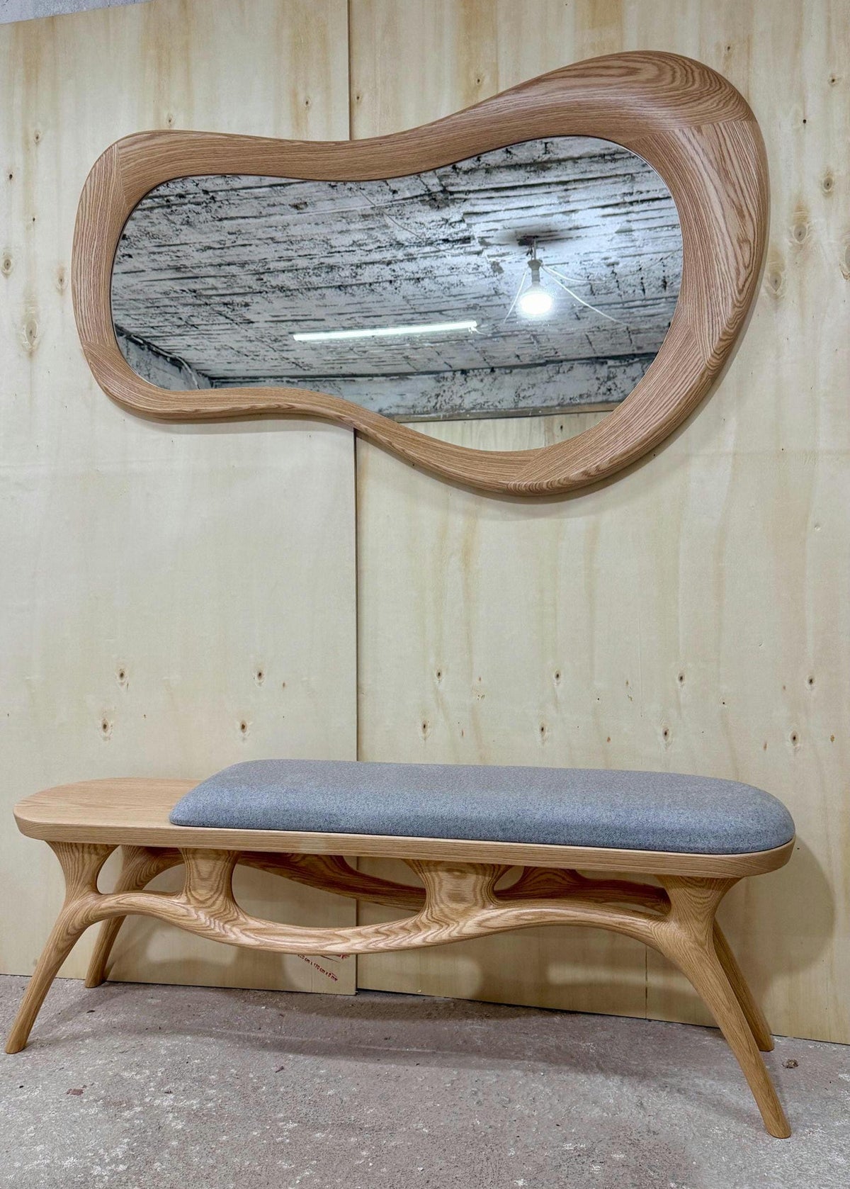 Timberror oak asymmetrical mirror, Moss design — alternate product view 7