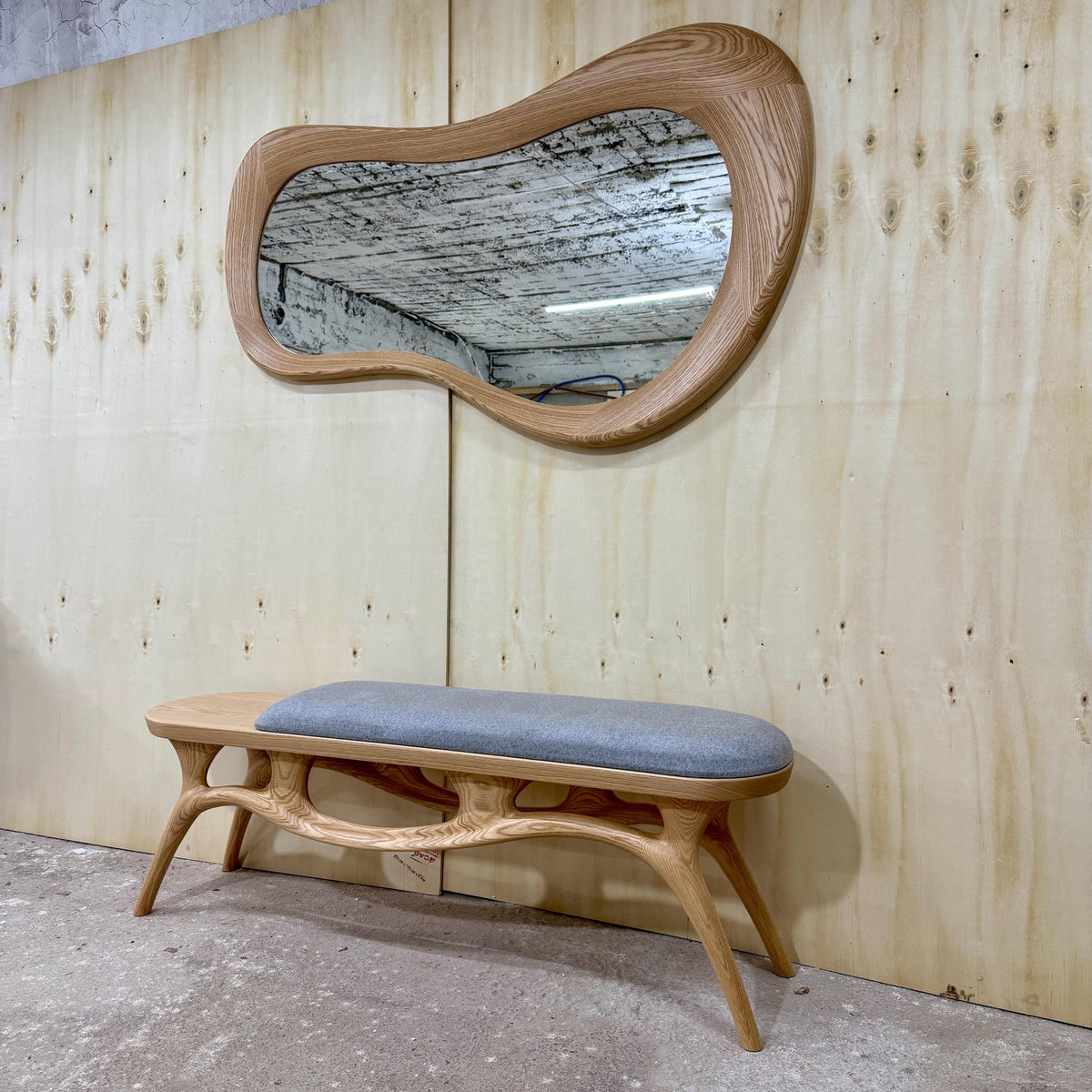 Timberror oak sculptural wood bench, Serene design — alternate product view 6