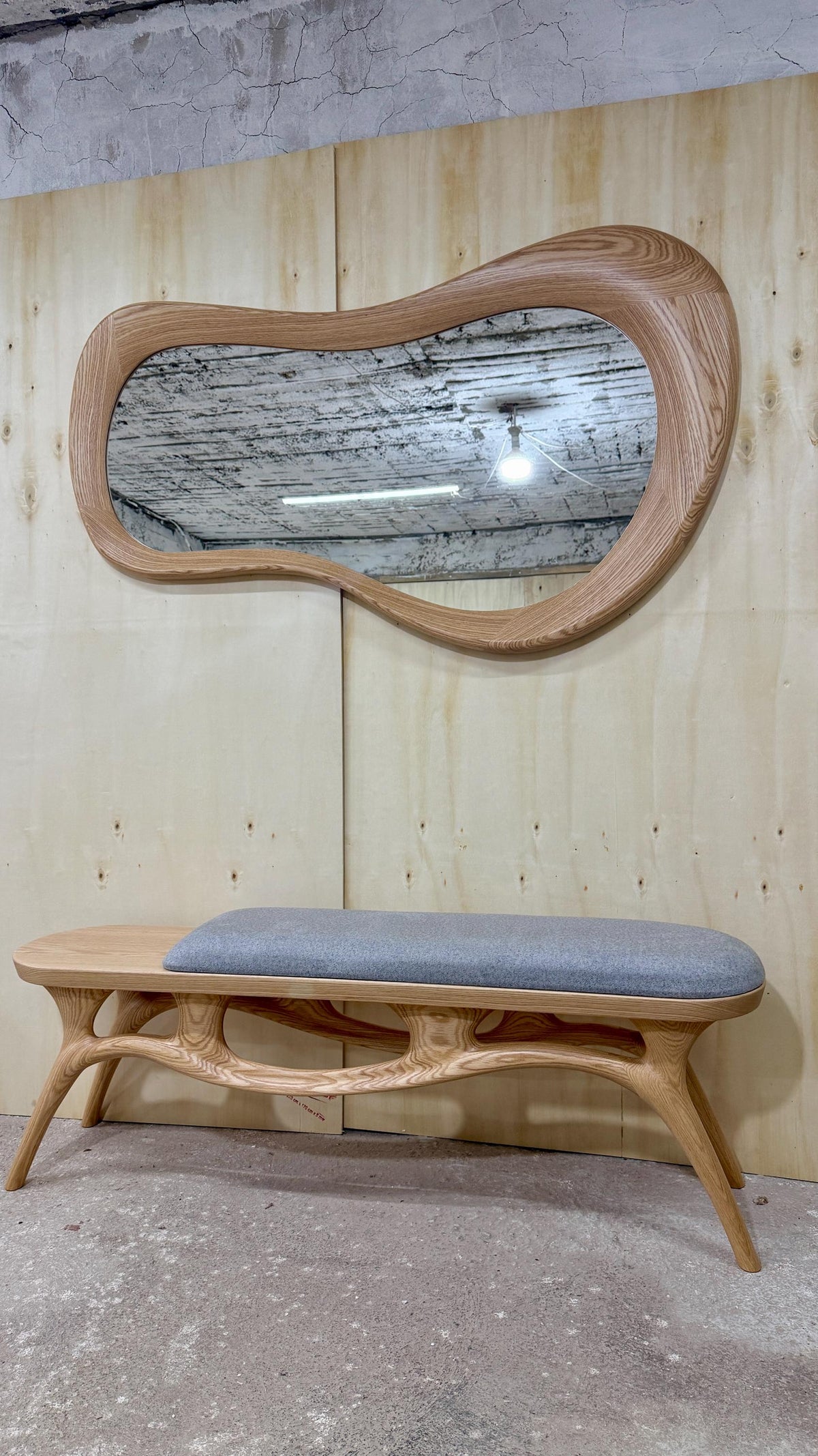 Timberror oak sculptural wood bench, Serene design — alternate product view 7